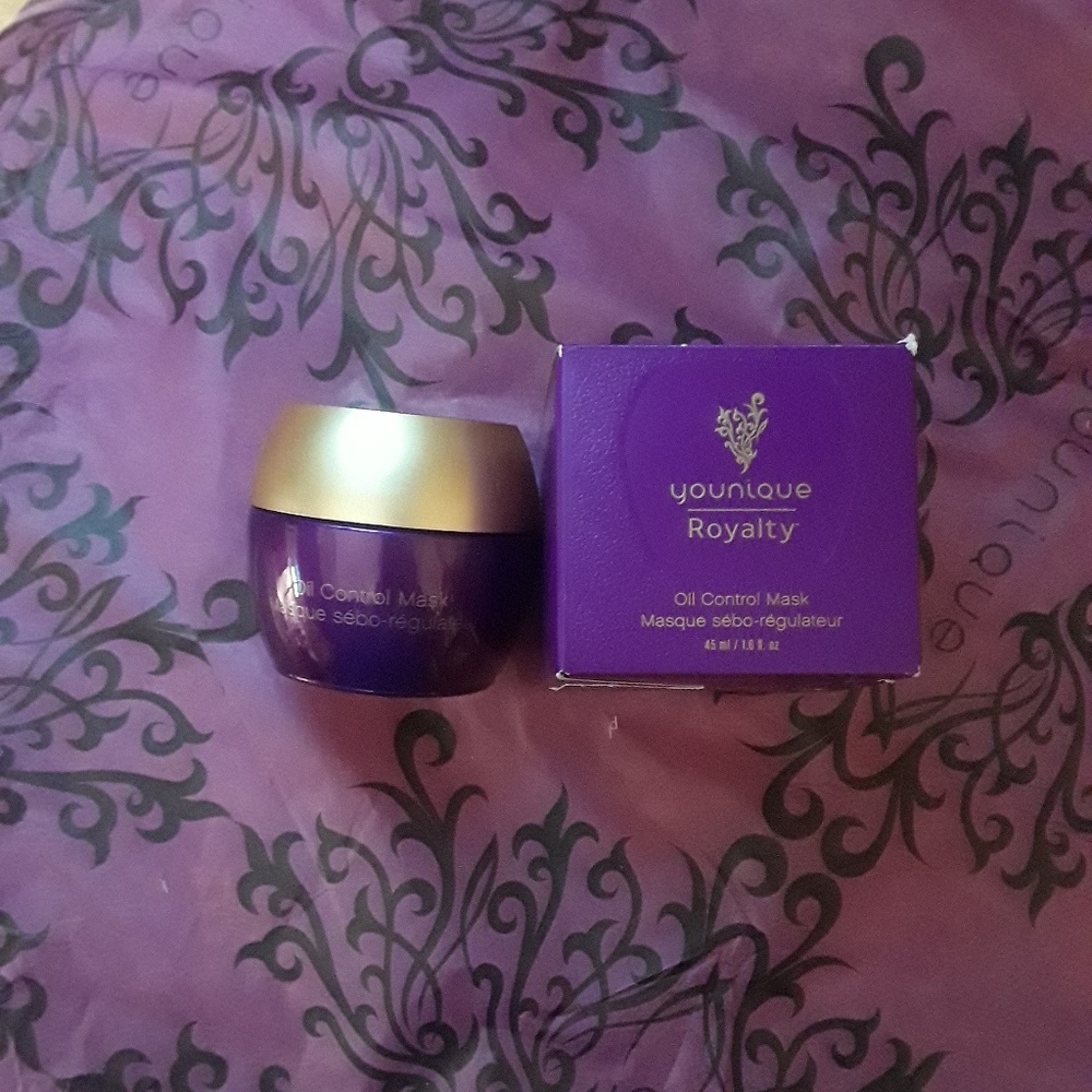 NIB Younique Royalty Oil Contol Mask